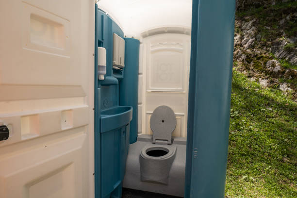 Best Emergency porta potty rental  in Riddle, OR